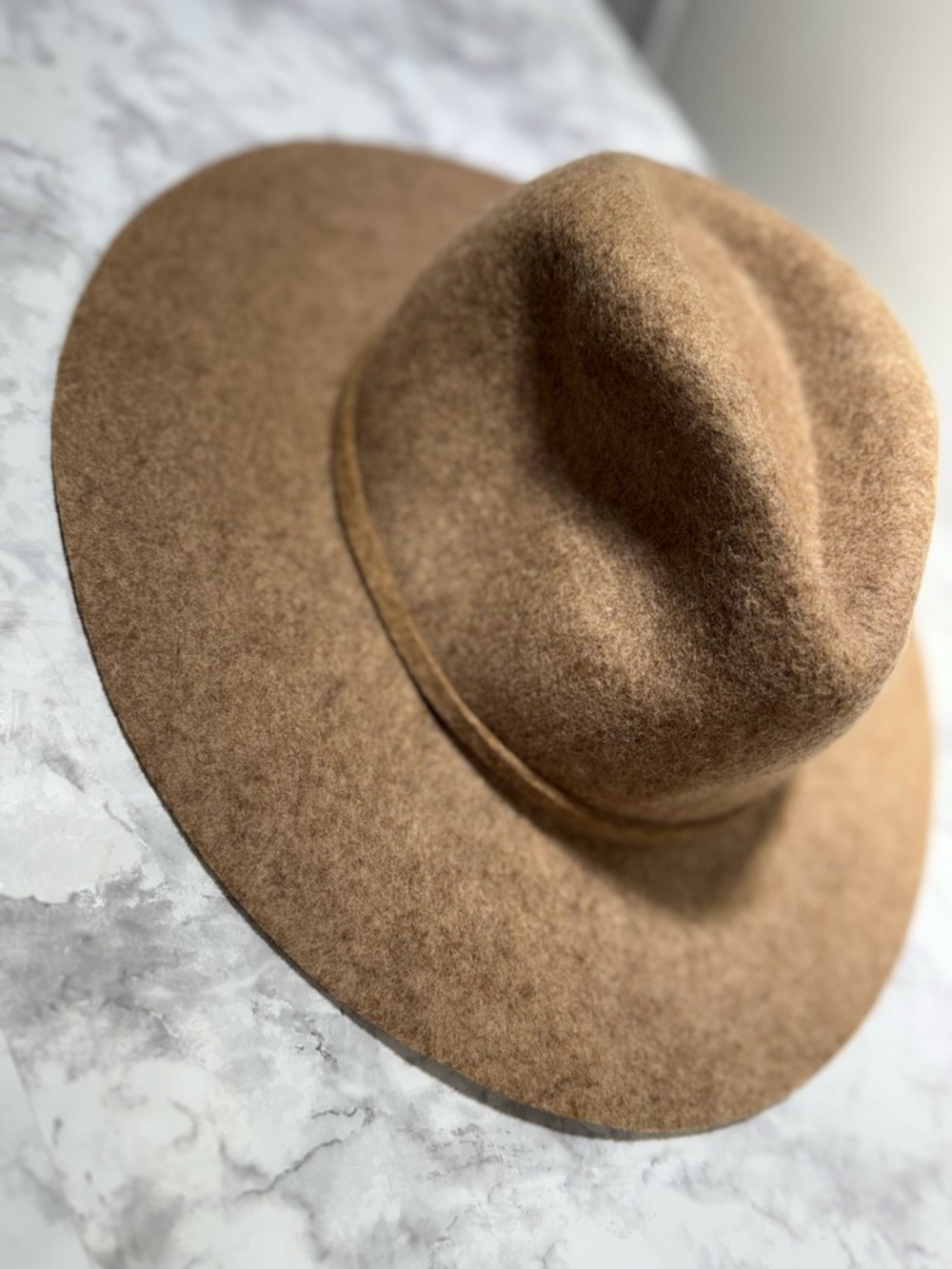 J. Crew 100% Wool wide brim Felt fedora Hat in Camel sz S / M - Picture 2 of 4